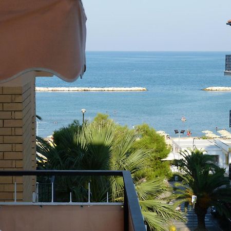 Hotel Bologna San Benedetto del Tronto Zewnętrze zdjęcie